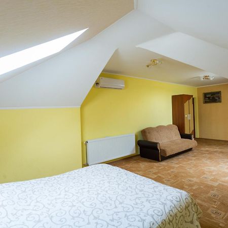 Villa Fenix Běrehovo Exteriér fotografie