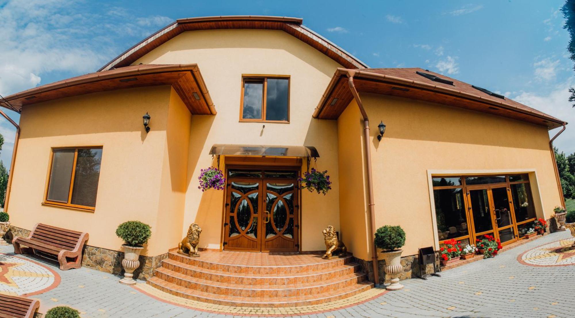 Villa Fenix Běrehovo Exteriér fotografie
